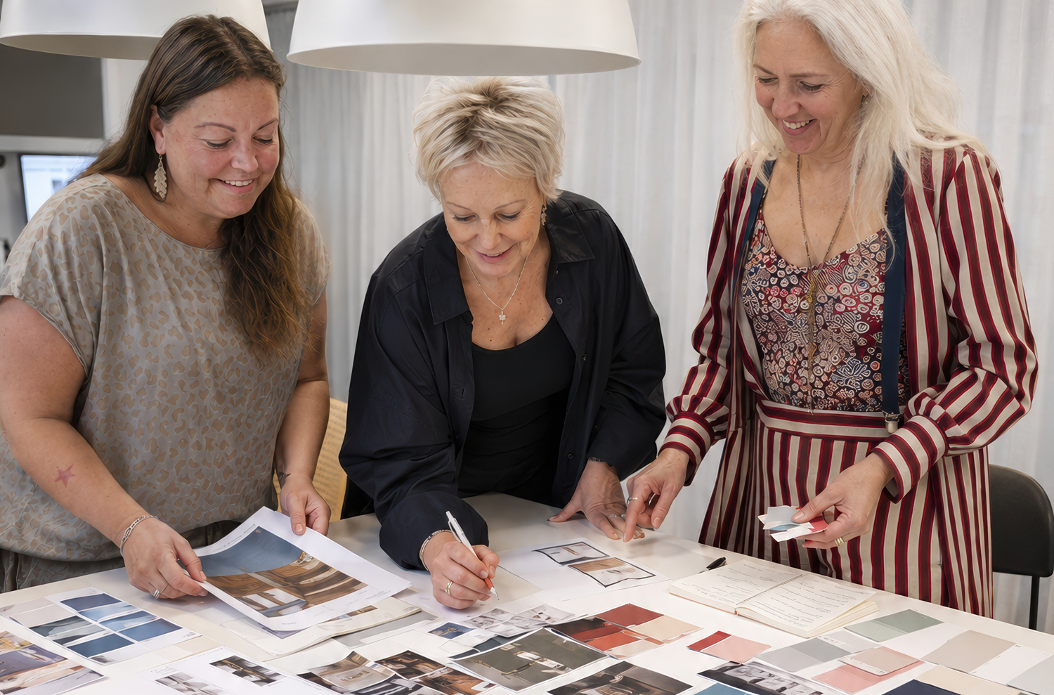 Caparol by Sköna Hem – kulörutveckling Workshop för kulörutveckling med Pia K, Karolina Karlsson och Marie Wärme.